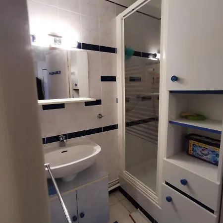 Apartment Marina Soleil Bleu: Lakeside With Comfort And Convenience *